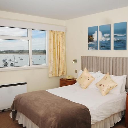 Dolphin Hotel Gorey 외부 사진