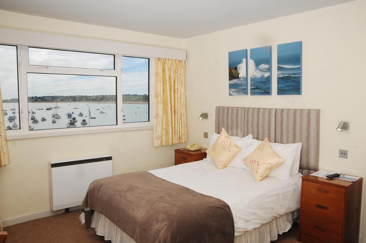 Dolphin Hotel Gorey 외부 사진