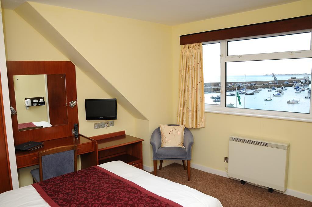 Dolphin Hotel Gorey 외부 사진