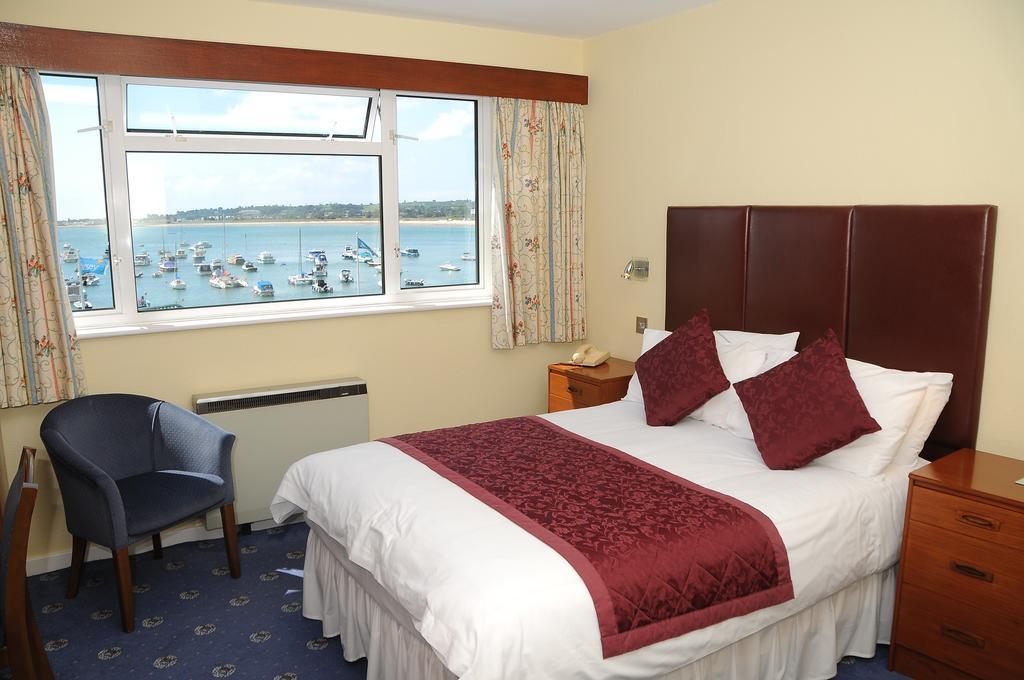 Dolphin Hotel Gorey 외부 사진