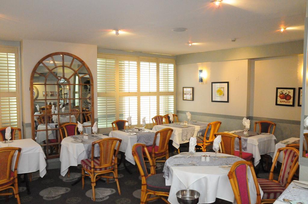 Dolphin Hotel Gorey 외부 사진